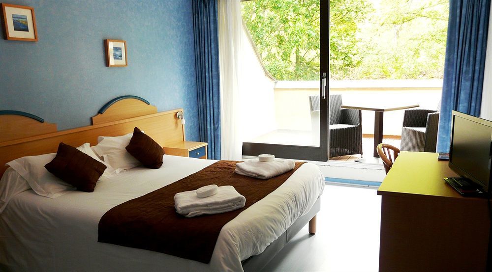 Brit Hotel Du Ban Chaudes-Aigues Exteriör bild