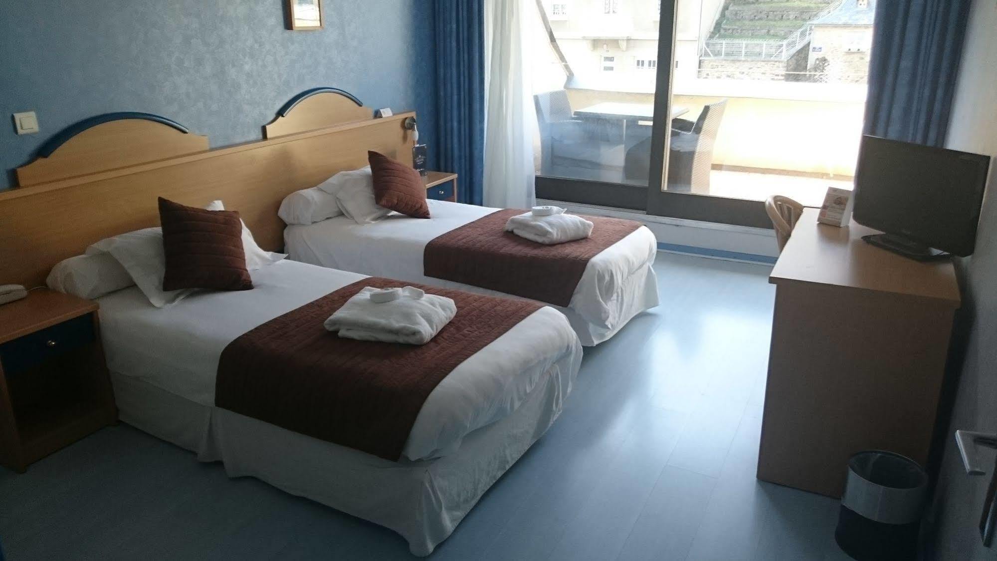 Brit Hotel Du Ban Chaudes-Aigues Exteriör bild